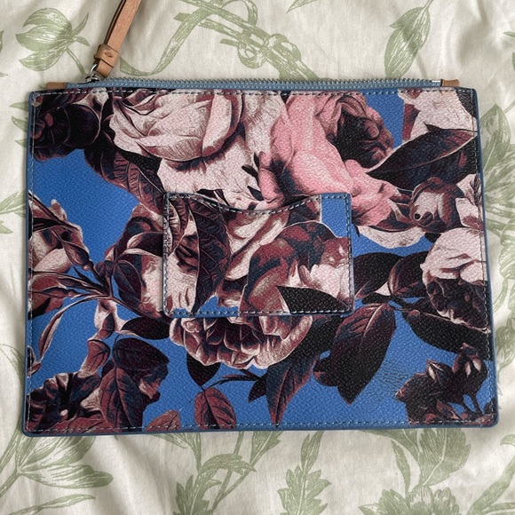 Floral clutch